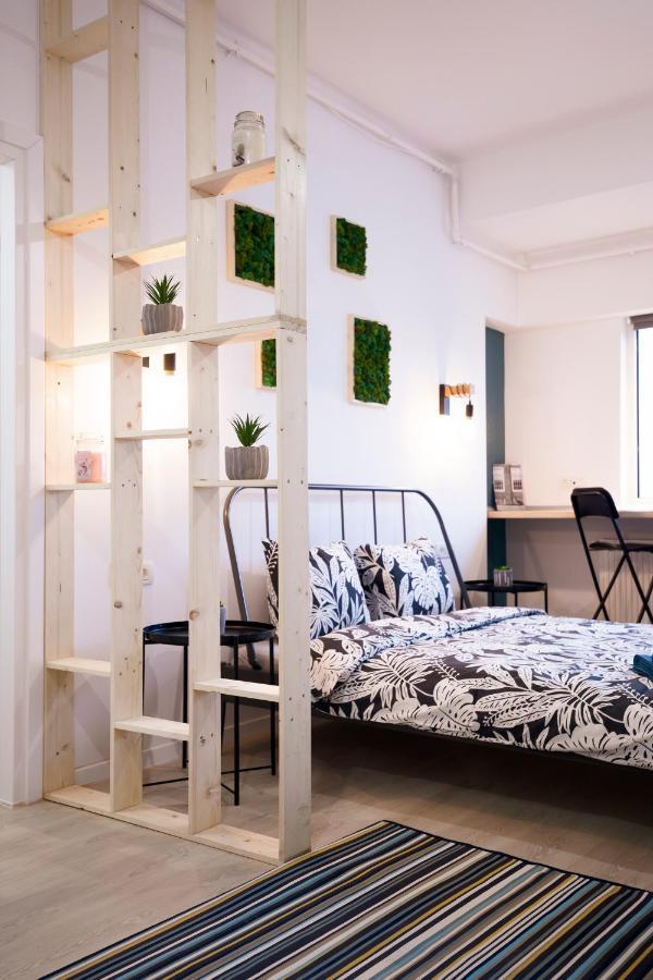 Ideal Studio Boekarest Buitenkant foto