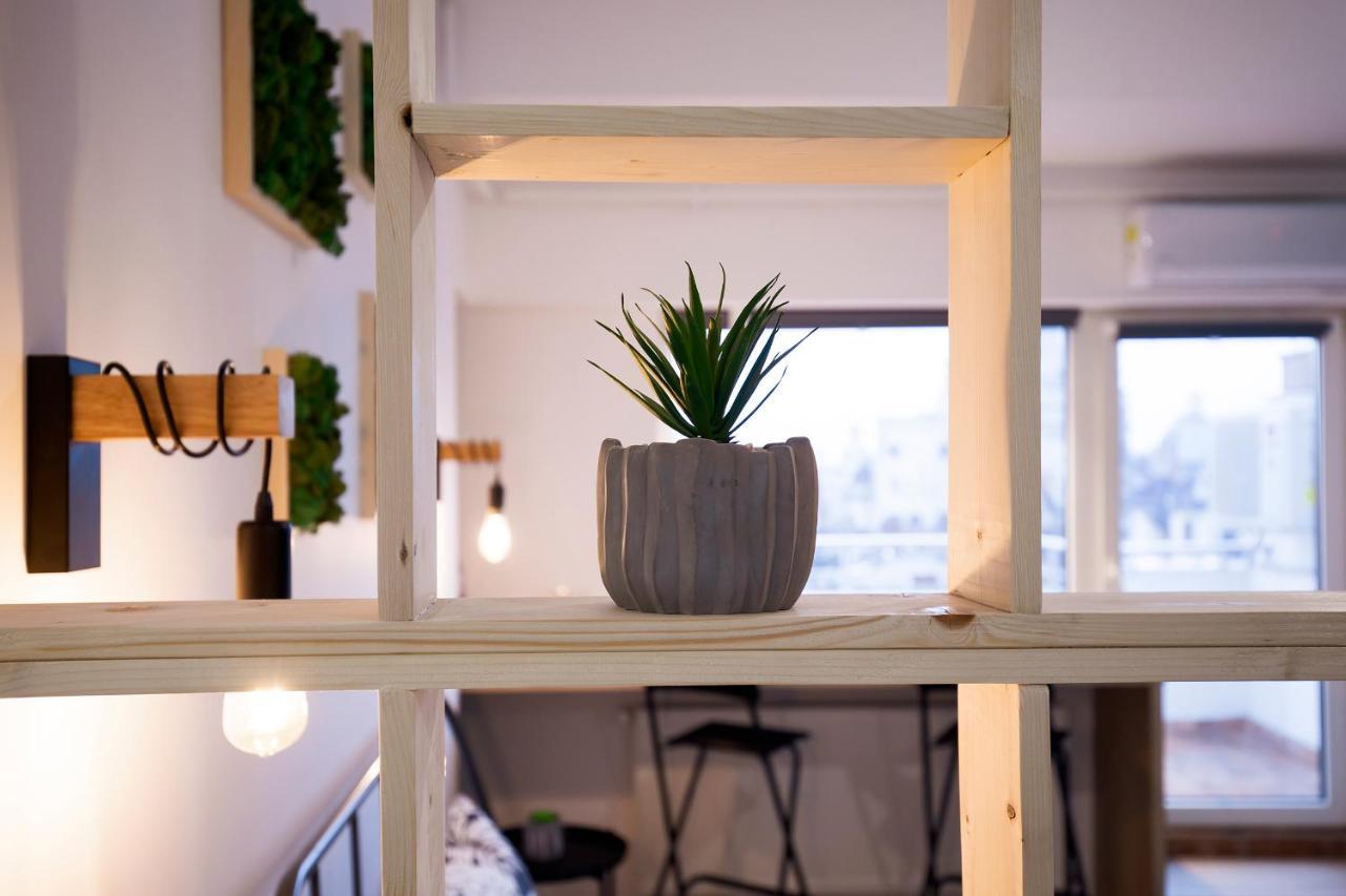 Ideal Studio Boekarest Buitenkant foto