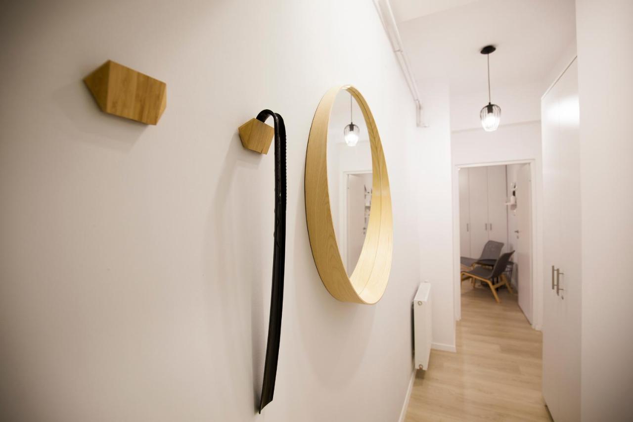 Ideal Studio Boekarest Buitenkant foto